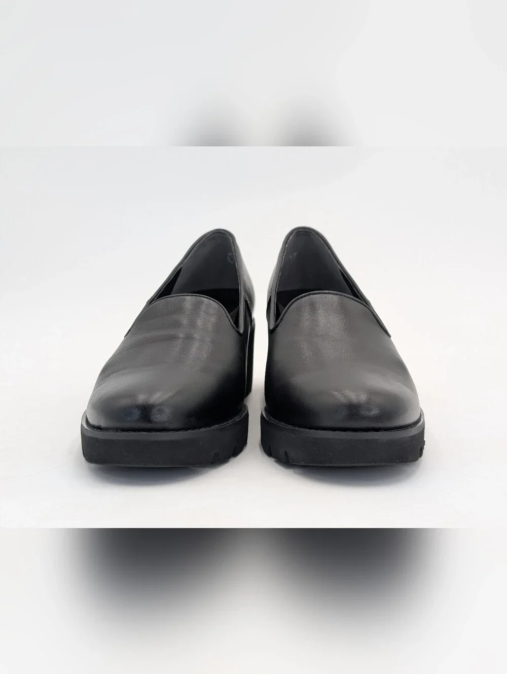 Vionic Willa Size 9 Genuine Smooth Black Leather Slip-On Moc-Toe Wedge Loafers